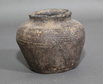 绳纹灰陶罐  
