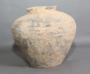 旋纹灰陶罐  
