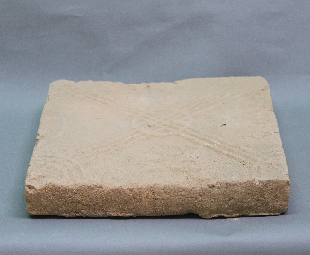 长方形红土墓砖