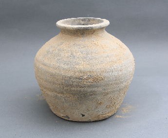 旋纹灰陶鼓腹罐