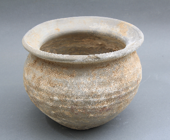 旋纹灰陶盆